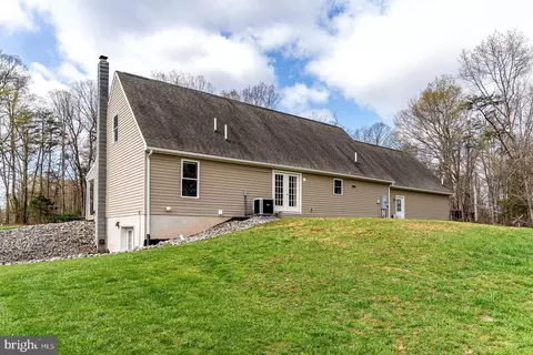 Exterior - 84 Barrick Ln, Mount Jackson, VA 22842 photo 6 of 7