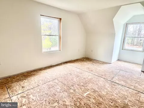 Bedroom - 84 Barrick Ln, Mount Jackson, VA 22842 photo 6 of 6