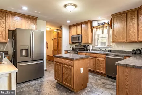 Kitchen - 84 Barrick Ln, Mount Jackson, VA 22842 photo 1 of 3