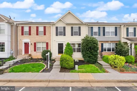 606 Frontier Fort Ln, Strasburg, VA 22657