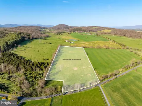 Crooked Run Road, Mount Jackson, VA 22842