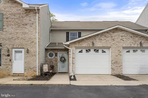 211 Waterbrook Ct, Woodstock, VA 22664