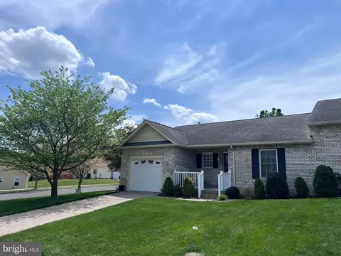 561 Great Oak Ct, Woodstock, VA 22664