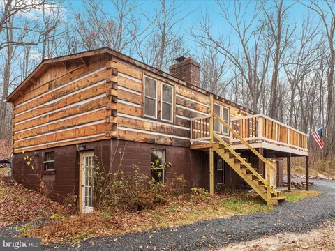 1329 Fleming Park Rd, Mount Jackson, VA 22842