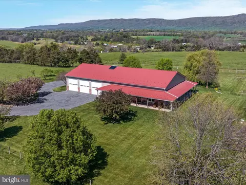 394 Brook Creek Rd, Toms Brook, VA 22660
