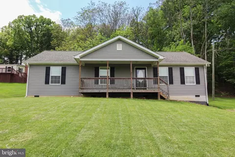 1048 Mill Rd, Woodstock, VA 22664