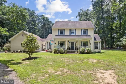 2529 Saumsville Rd, Maurertown, VA 22644