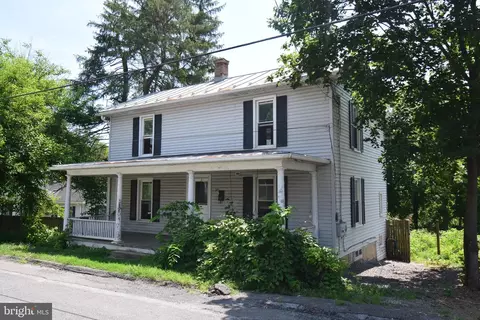 345 Shaffer St, Woodstock, VA 22664