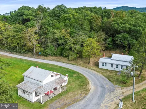 4530 Saint Davids Church Rd, Fort Valley, VA 22652