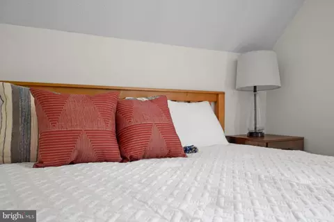 Bedroom - 203 Beech Rd, Mount Jackson, VA 22842 photo 2 of 10