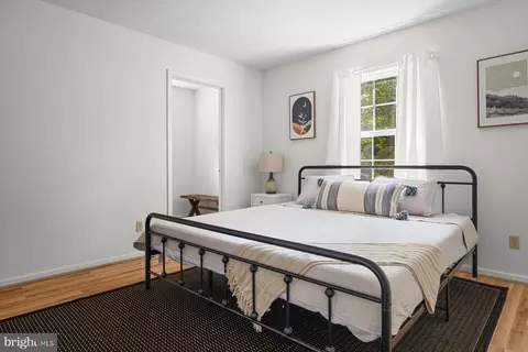 Bedroom - 203 Beech Rd, Mount Jackson, VA 22842 photo 9 of 10