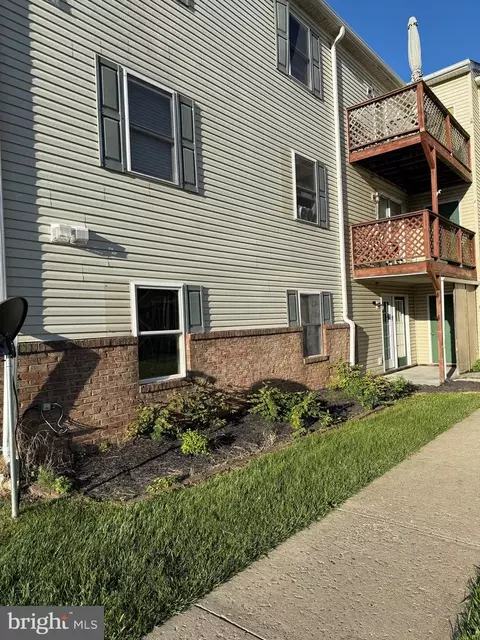 1290 Ox Rd #E-3, Woodstock, VA 22664