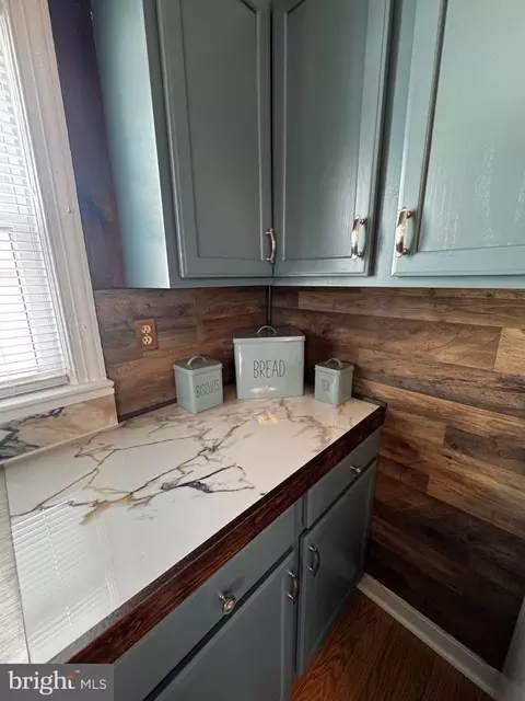 Kitchen - 121 Center St, Mount Jackson, VA 22842 photo 7 of 10