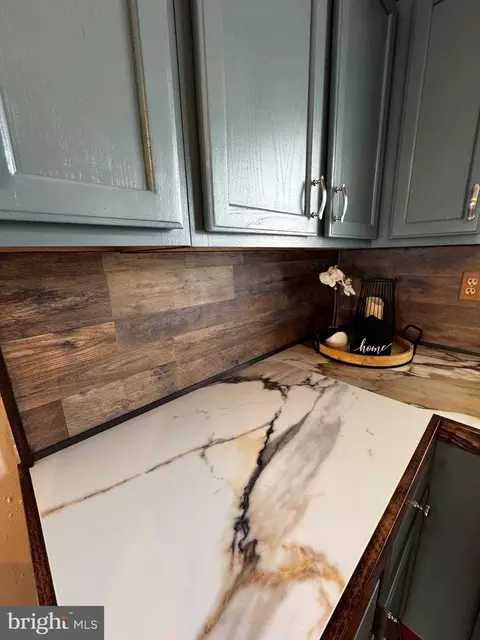 Kitchen - 121 Center St, Mount Jackson, VA 22842 photo 5 of 10
