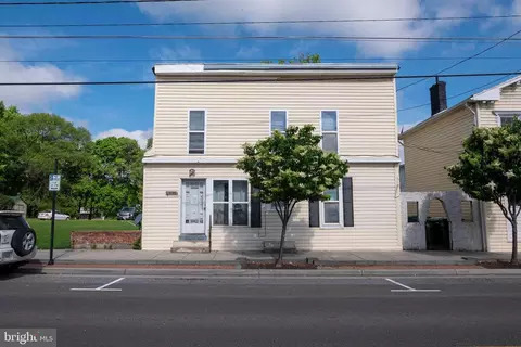 9459 S 9463 S Congress St, New Market, VA 22844