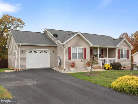 634 Christiansen Dr, Strasburg, VA 22657