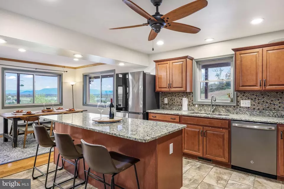 Kitchen - 384 Lindamood Ln, Strasburg, VA 22641 photo 1 of 3