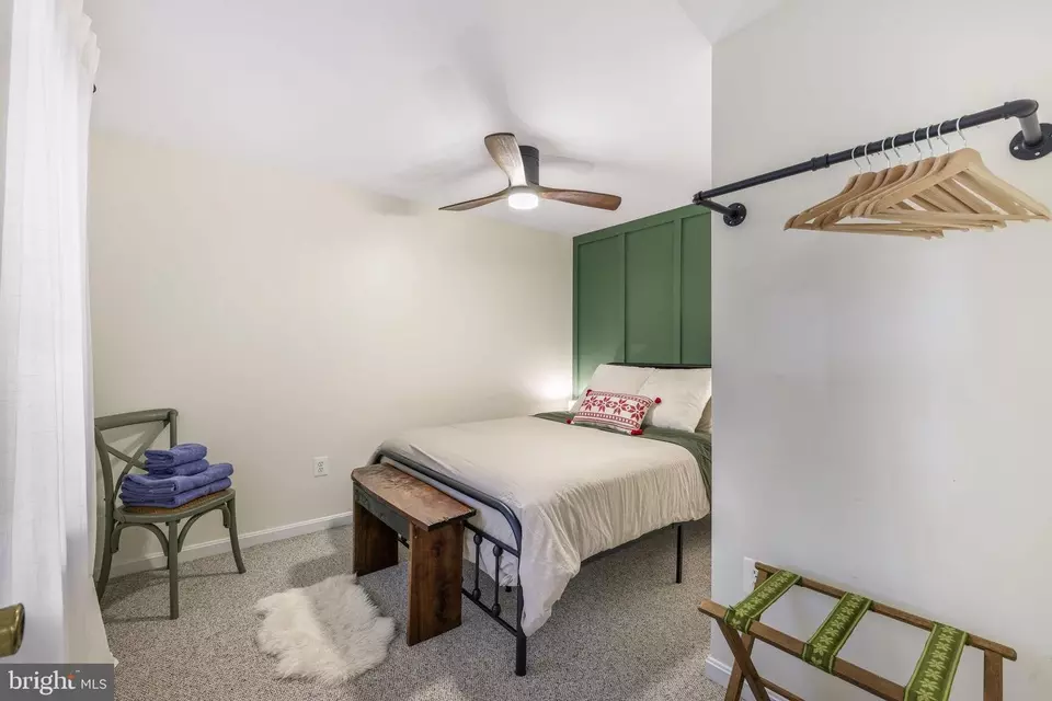 Bedroom - 384 Lindamood Ln, Strasburg, VA 22641 photo 4 of 4