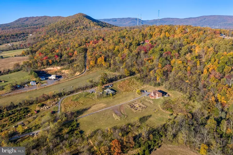 View/Area - 384 Lindamood Ln, Strasburg, VA 22641 photo 1 of 1