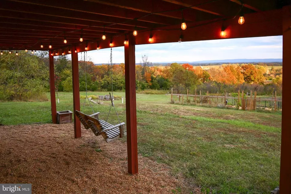 Exterior - 384 Lindamood Ln, Strasburg, VA 22641 photo 3 of 10