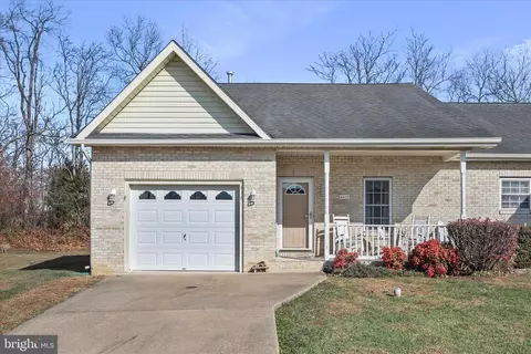 616 Allegheny Cir, Woodstock, VA 22664