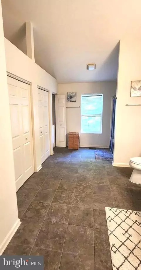 Entry Way - 1112 Lee Rd, Basye, VA 22810 photo 6 of 12