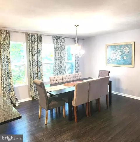 Dining - 1112 Lee Rd, Basye, VA 22810 photo 1 of 4