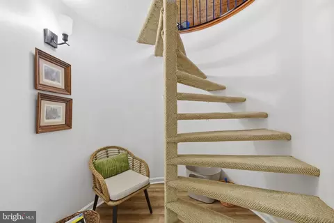 Entry Way - 103 Killmon Rd, Basye, VA 22810 photo 3 of 3