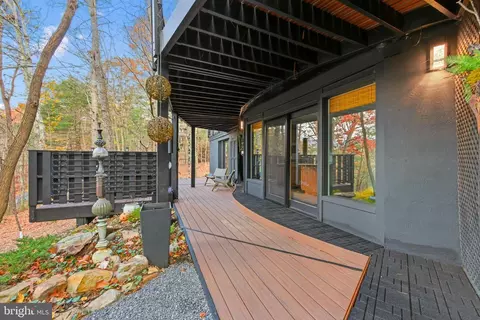 Exterior - 103 Killmon Rd, Basye, VA 22810 photo 12 of 19