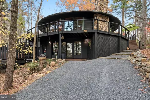 Exterior - 103 Killmon Rd, Basye, VA 22810 photo 18 of 19