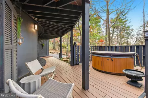 Exterior - 103 Killmon Rd, Basye, VA 22810 photo 2 of 19