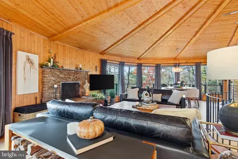 Living - 103 Killmon Rd, Basye, VA 22810 photo 1 of 1