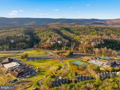 85 Ridge Ct #3, Basye, VA 22810