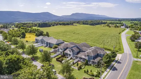 244 Parkside Ct, Woodstock, VA 22664