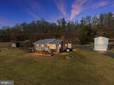 5691 Alum Springs Rd, Edinburg, VA 22824