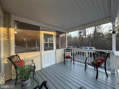 Exterior - 359 Straton Way, Basye, VA 22810 photo 3 of 9