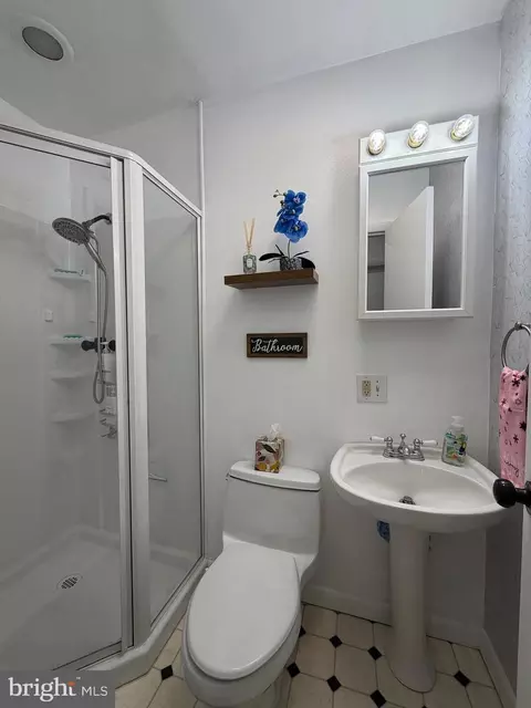 Bath - 359 Straton Way, Basye, VA 22810 photo 2 of 4