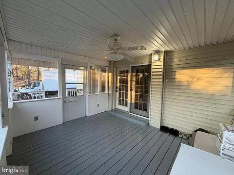 Exterior - 359 Straton Way, Basye, VA 22810 photo 5 of 9
