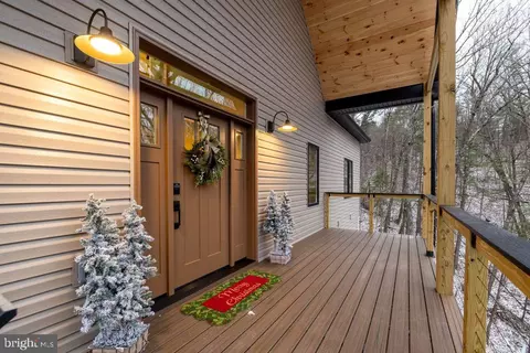 Exterior - 67 Knight Dr, Basye, VA 22810 photo 6 of 9