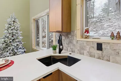 Kitchen - 67 Knight Dr, Basye, VA 22810 photo 4 of 4