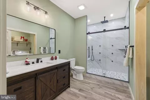 Bath - 67 Knight Dr, Basye, VA 22810 photo 4 of 4