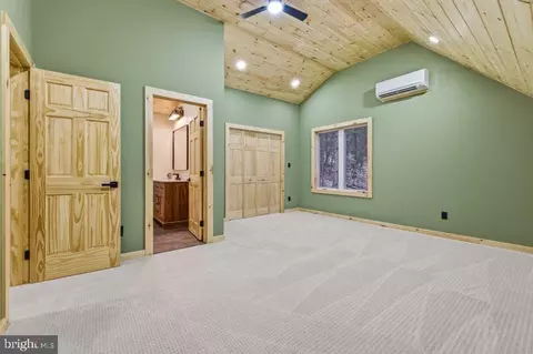Bedroom - 67 Knight Dr, Basye, VA 22810 photo 4 of 6