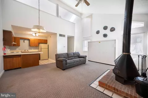Living - 377 Spitz #100 A&B, Basye, VA 22810 photo 1 of 6