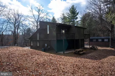 Exterior - 377 Spitz #100 A&B, Basye, VA 22810 photo 6 of 22