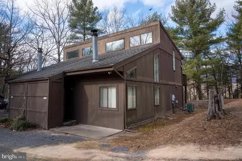 Exterior - 377 Spitz #100 A&B, Basye, VA 22810 photo 3 of 22