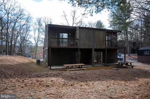 Exterior - 377 Spitz #100 A&B, Basye, VA 22810 photo 5 of 22