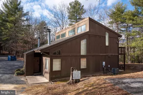 Exterior - 377 Spitz #100 A&B, Basye, VA 22810 photo 4 of 22