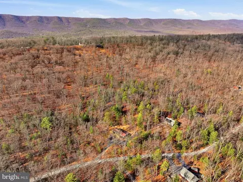 View/Area - 151 Patrick Ln, Mount Jackson, VA 22842 photo 10 of 12