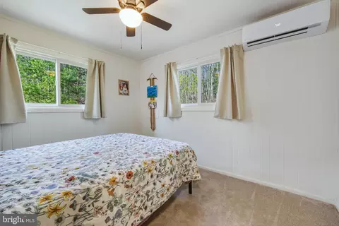 Bedroom - 151 Patrick Ln, Mount Jackson, VA 22842 photo 4 of 6