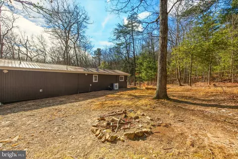 Exterior - 151 Patrick Ln, Mount Jackson, VA 22842 photo 9 of 14